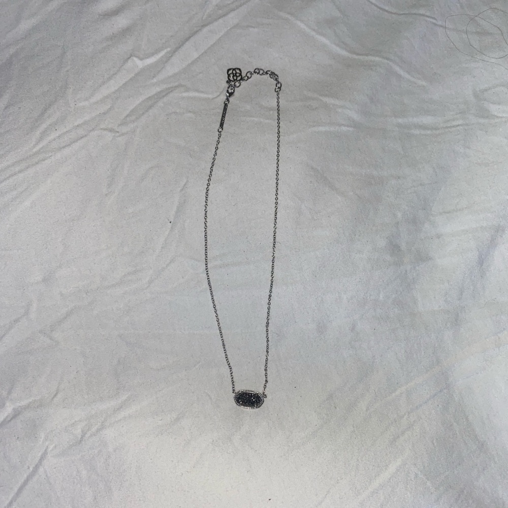 Kendra Scott Necklace!